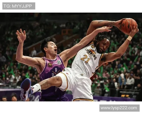 CBA北控对阵辽宁精彩回放分析与赛后点评，重温比赛精彩瞬间