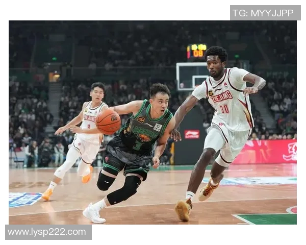 CBA辽宁队对阵广东队精彩直播全程回顾与赛后分析