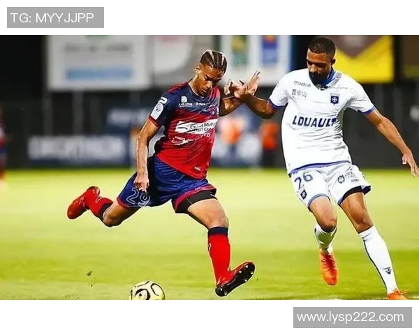 法乙联赛精彩对决兰斯主场迎战尼姆队全力争胜